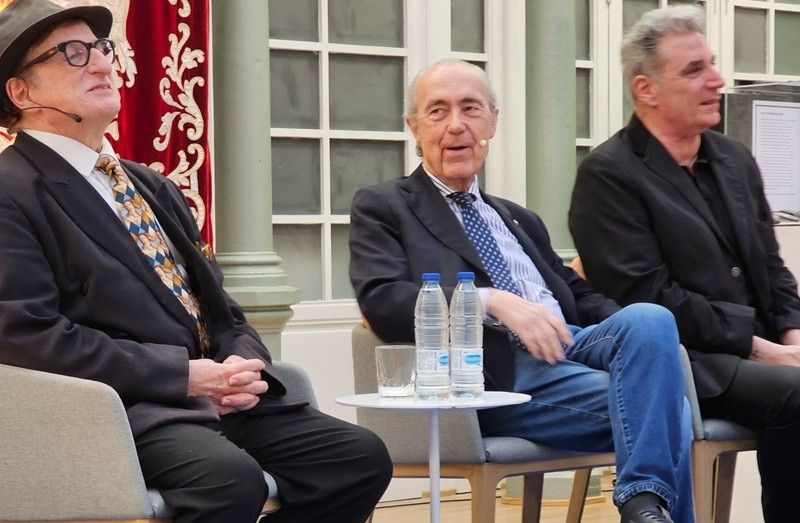 Luis Alberto de Cuenca Javier Gurruchagfa   Loquillo