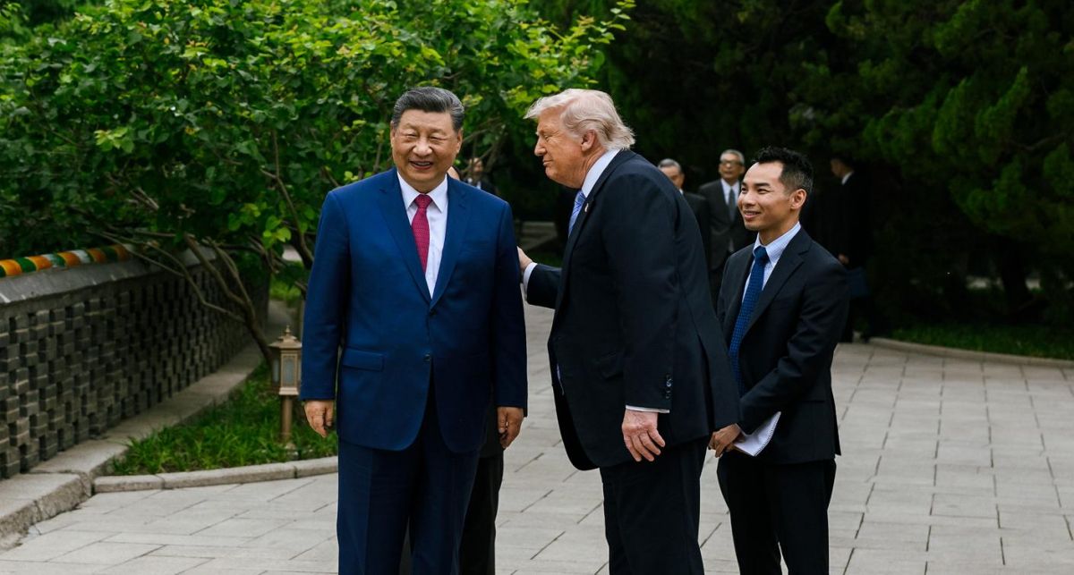Trump adopta el manual del Partido Comunista Chino