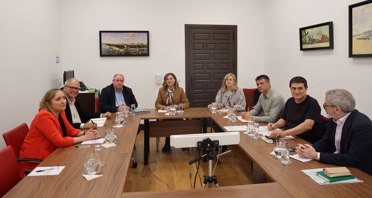 Reunión IRPH defensor pueblo Sumar