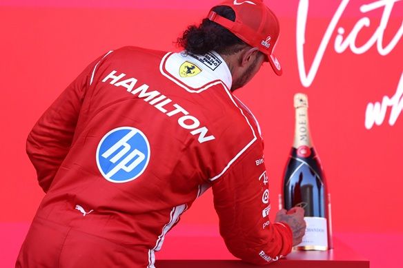Moët 3 Moët 3