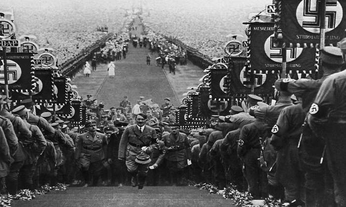Australia establece penas de prisión para quienes hagan "el saludo nazi"