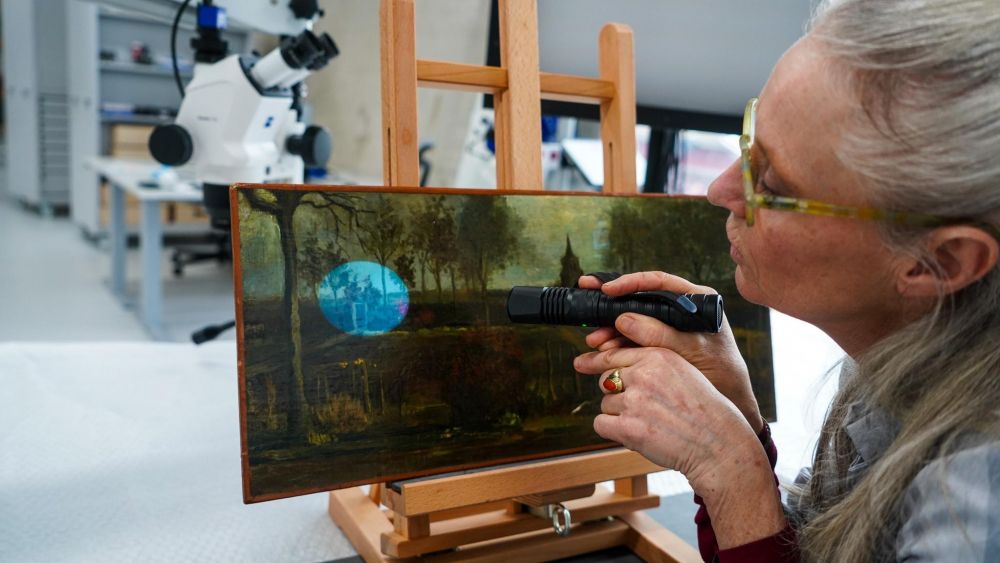 Stolen Van Gogh Back on View at Dutch Museum After Dramatic Restoration