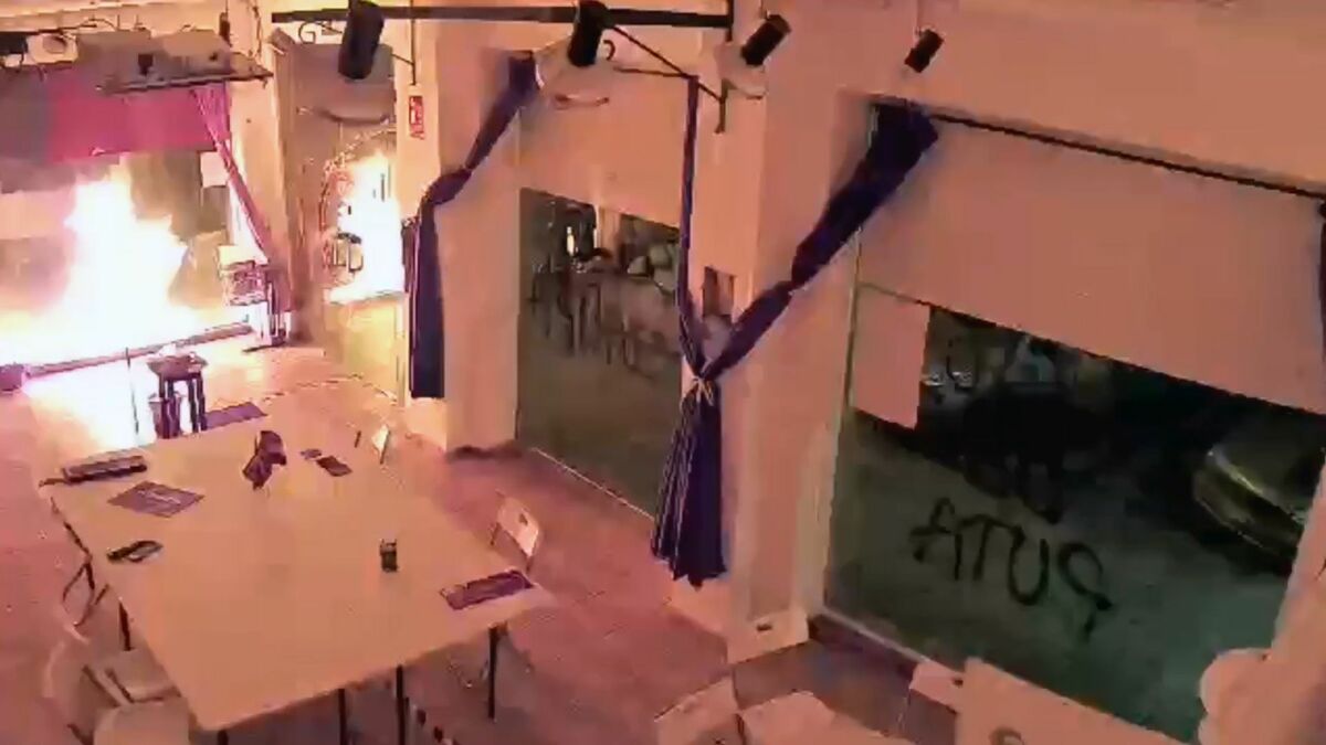 incendio terrorista