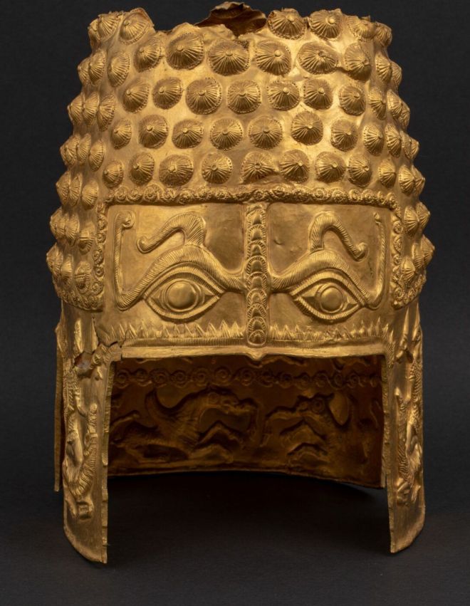 Casco de Coțofenești, 450 a. C., Museo Nacional de Historia de Rumania. (Foto: Ing. Marius Amarie)