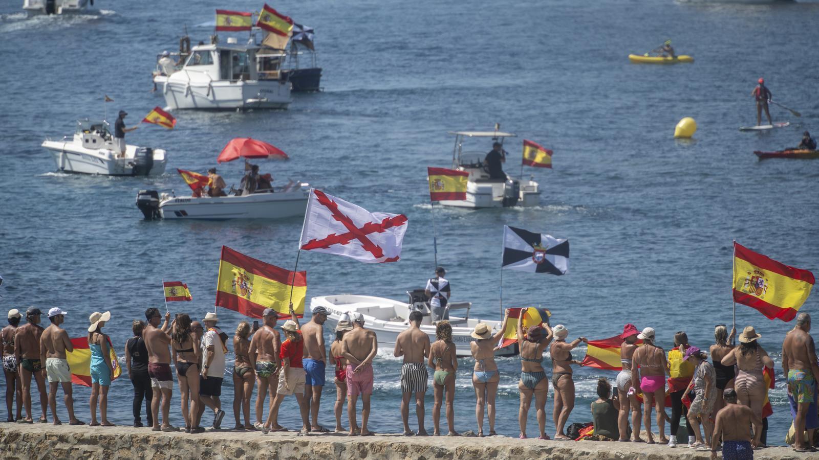 Patriotas de pacotilla