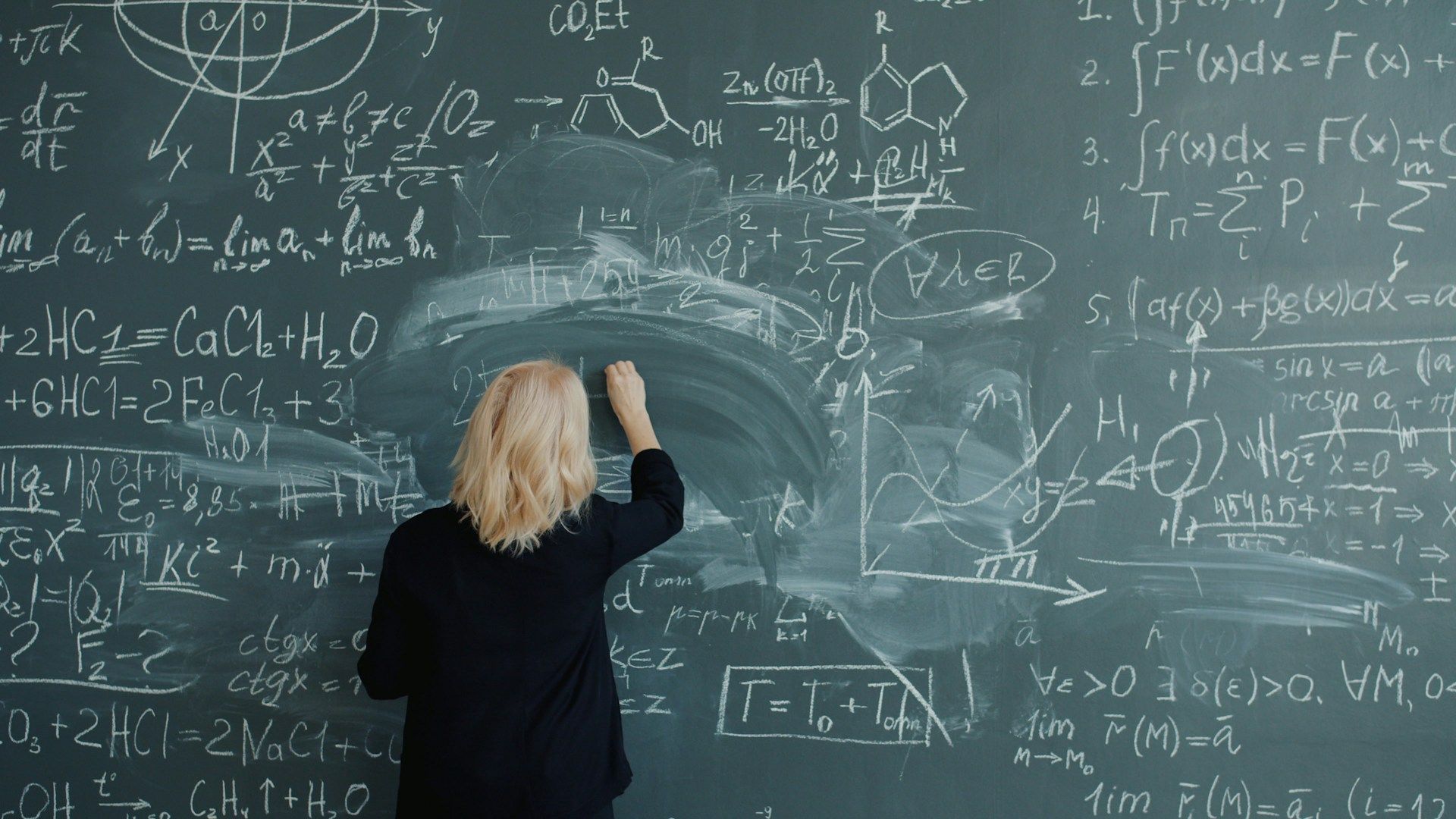 Interinos: Educacion