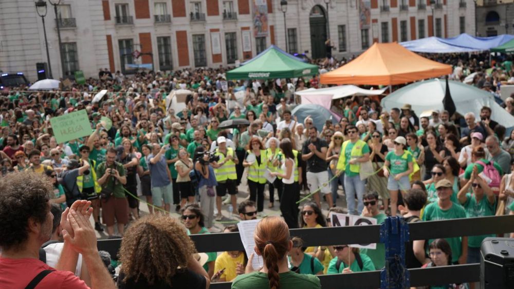 Representantes de UGT Servicios Públicos Madrid han participado en la manifestación en defensa de la educación pública, fotos Agustín Millán Representantes de UGT Servicios Públicos Madrid han participado en la manifestación en defensa de la educación pública, fotos Agustín Millán