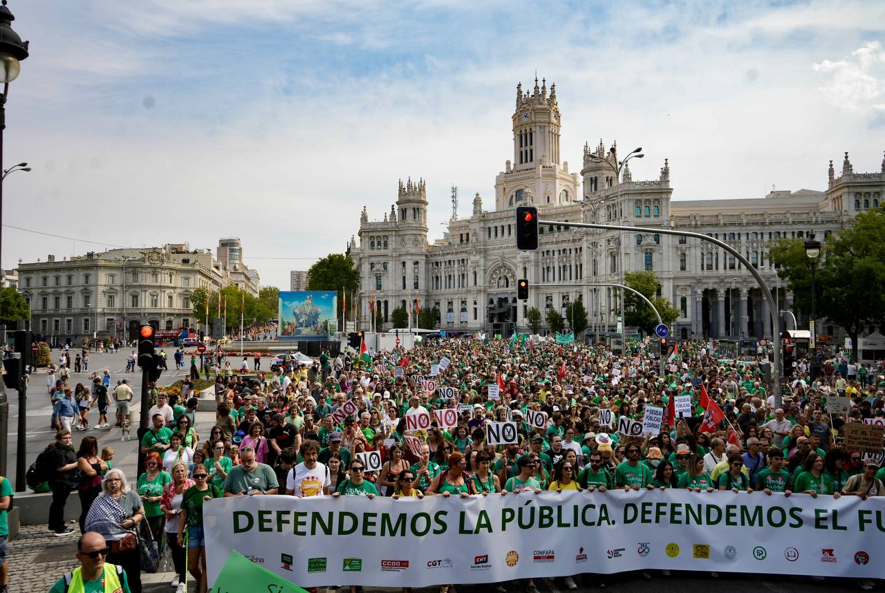 Manifestación en defensa de la educación pública, fotos Agustín Millán Manifestación en defensa de la educación pública, fotos Agustín Millán