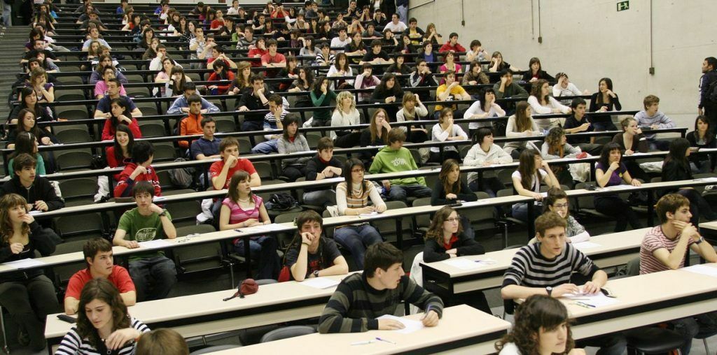 Aula universitarios