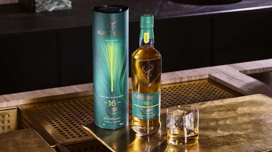 Glenfiddich & Aston Martin Formula One Team presentan la edición limitada de 16 años