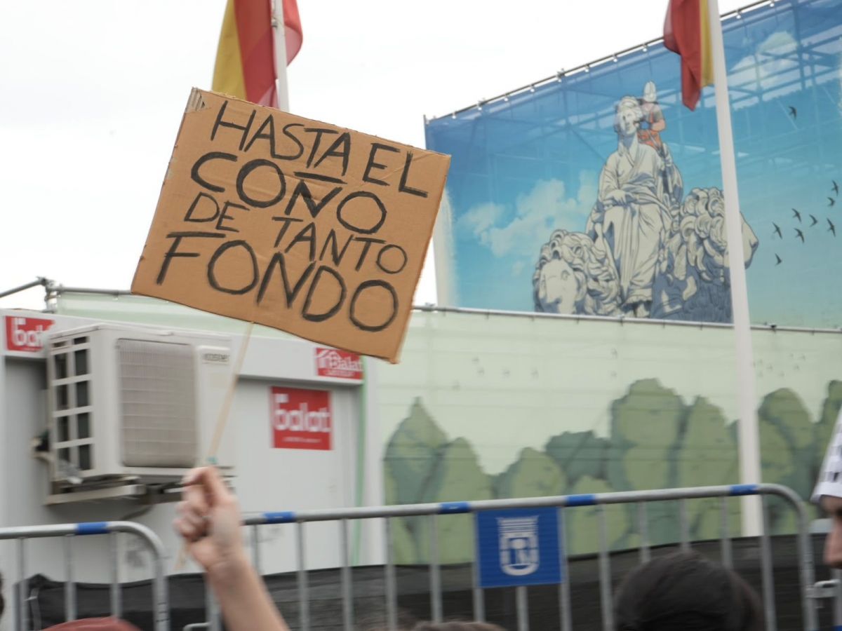 Manifestantes de vivienda, este sábado en Madrid, foto Agustín Millán Manifestantes de vivienda, este sábado en Madrid, foto Agustín Millán