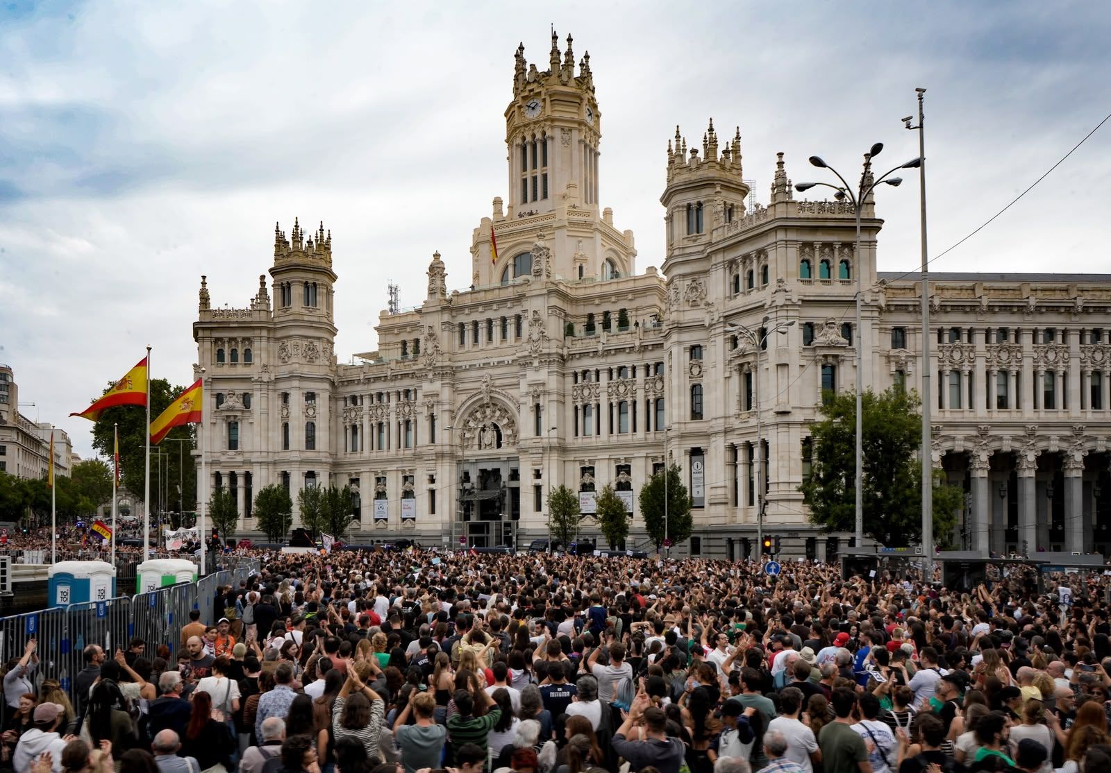 Manifestantes de vivienda, este sábado en Madrid, foto Agustín Millán. Ahora es el momento de la unidad