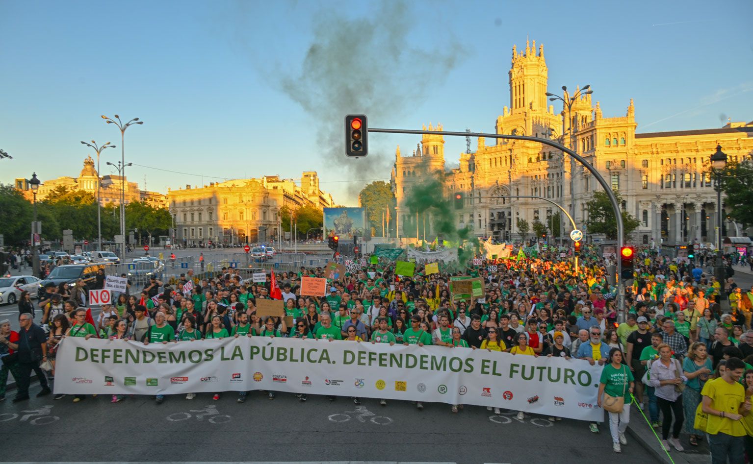 Manifestación por la huelga general de la enseñanza en Madrid contra Ayuso, foto Agustín Millán