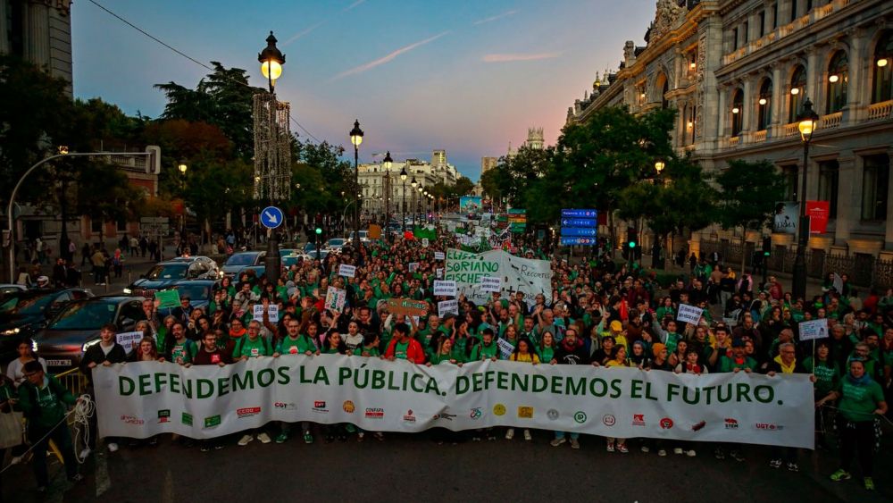 Manifestación en Madrid de los docentes en huelga indefinida de la educación pública, foto Agustín Millán Manifestación en Madrid de los docentes en huelga indefinida de la educación pública, foto Agustín Millán