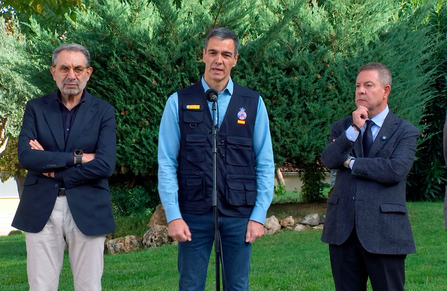 Emiliano García Page y Pedro Sánchez tras el accidente ferroviario de Urda  Toledo
