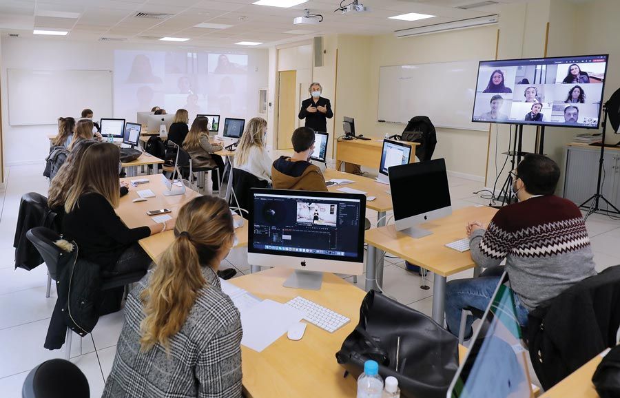 Máster en Derecho Administrativo y Derecho Público del Instituto de Estudios Cajasol-3