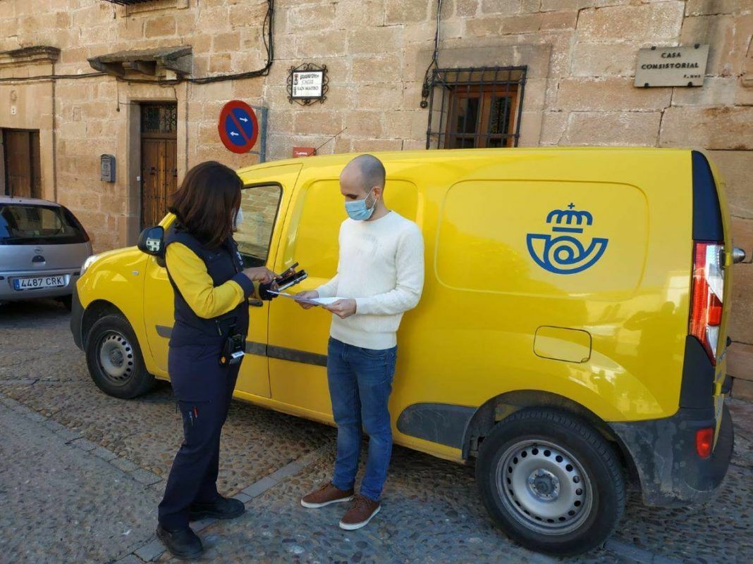 Correos digitaliza 2.295 puntos de atención al público en las zonas rurales