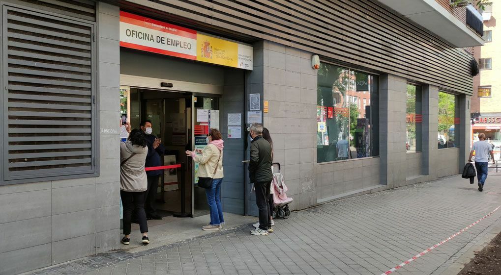 El empleo mantiene un notable dinamismo en agosto con 65.000 afiliados más