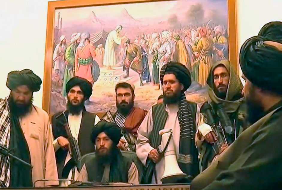Afganistán: los talibanes toman el Palacio Presidencial.