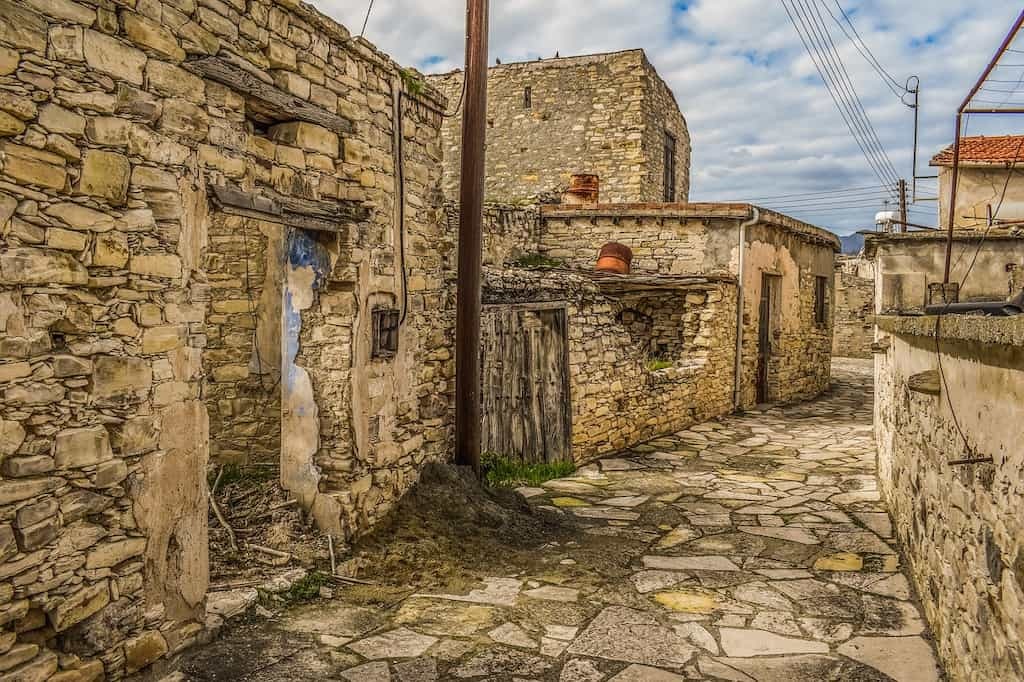 El éxodo rural y el vacío dejado en las calles de piedra
