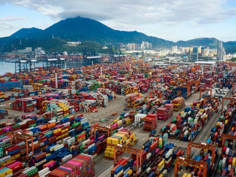 Atasco-de-contendores-en-los-puertos-de-todo-el-mundo
