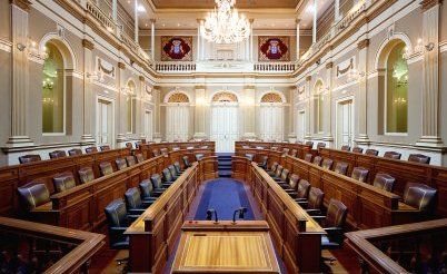 Interior del Parlamento de Canarias.