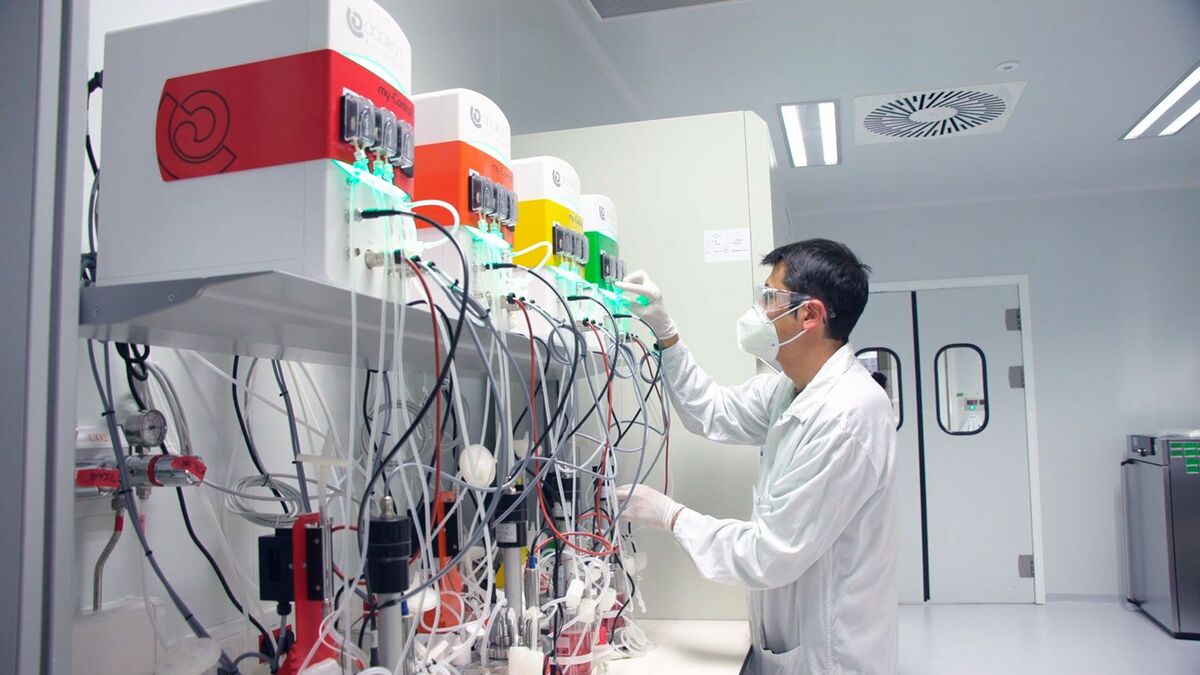 La Agencia Española del Medicamento autoriza la última fase de la vacuna española HIPRA