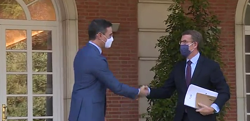 Sánchez recibe a Feijóo en Moncloa.