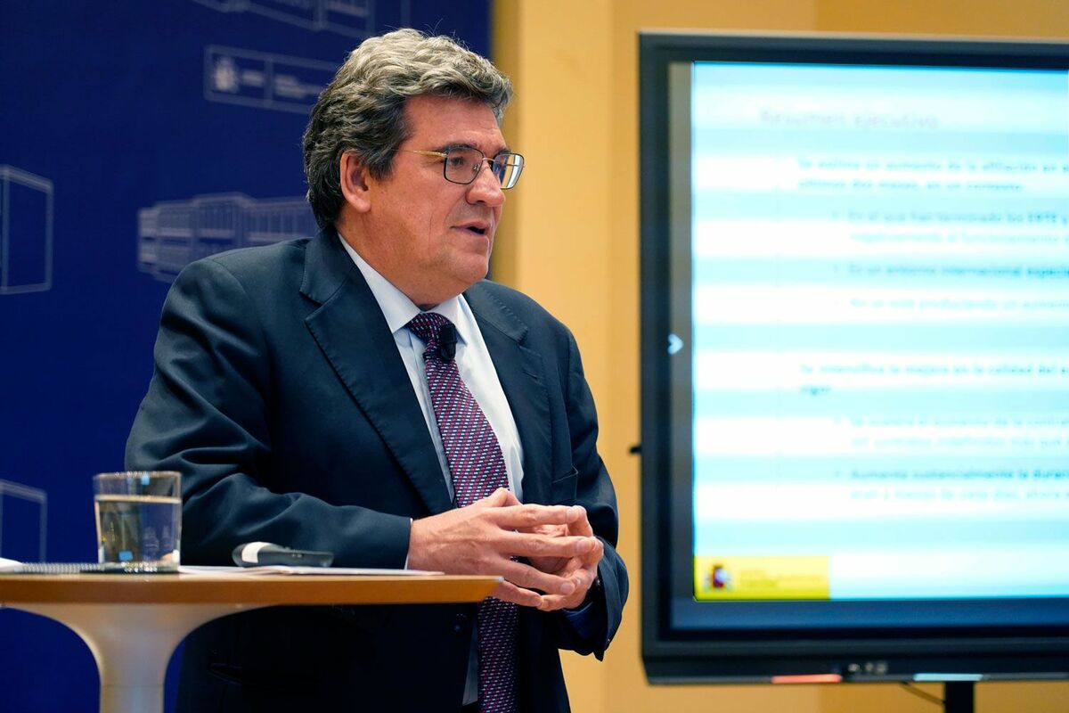 El-ministro-Escrivá-destaca-el-dinamismo-del-empleo-a-pesar-de-la-incertidumbre-y-del-fin-de-las-medidas-vinculadas-a-la-pandemia
