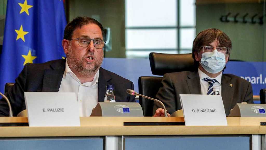 Junqueras y Puigdemont llevarán el caso Pegasus a Europa.