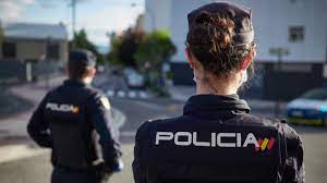 Desarticulada una red internacional que usaba pasaportes falsos y tarjetas de refugiado para introducir migrantes en Reino Unido y Canadá