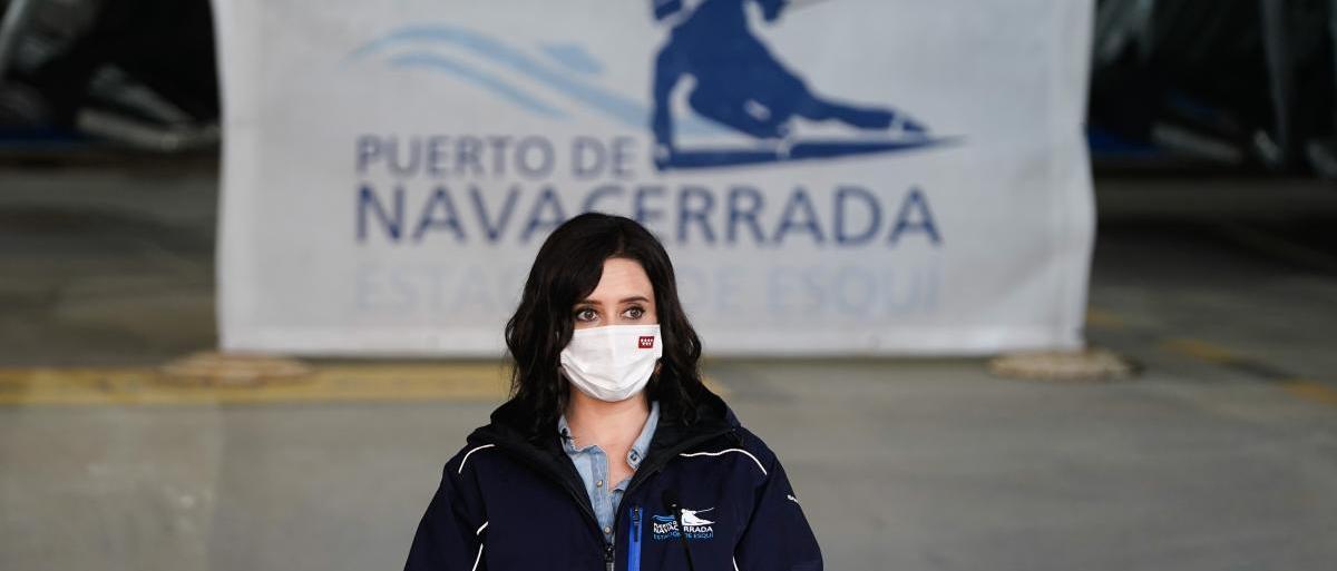 Ayuso liquida la estación de esquí de Navacerrada dejando tirados a cientos madrileños que creyeron en su palabra