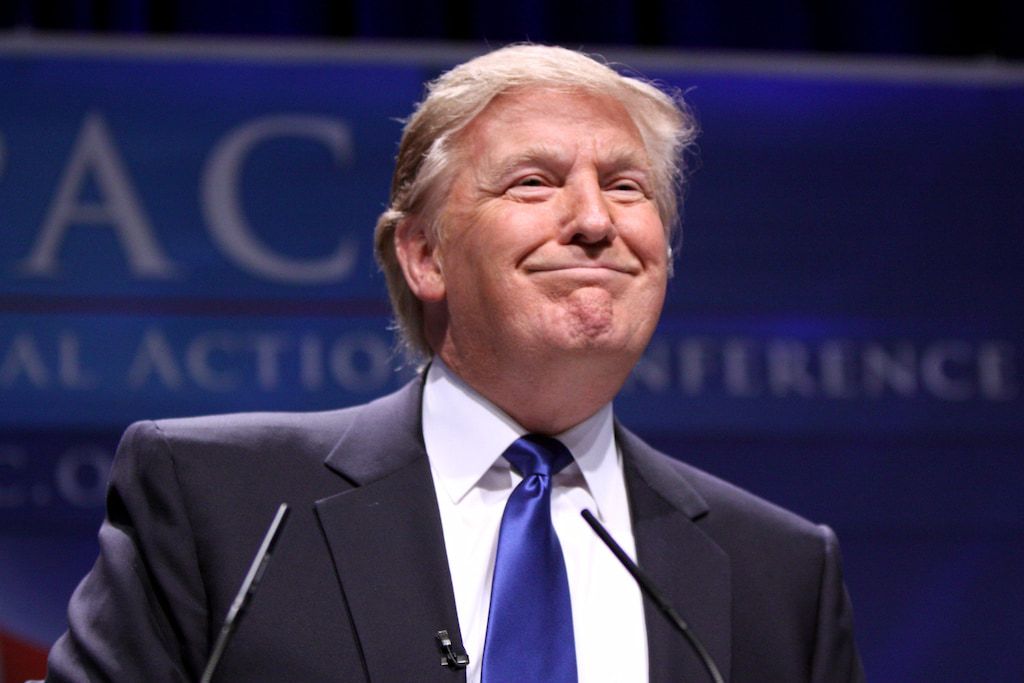 Trump, el bombero pirómano, quiere arreglar con China el caos que él mismo creó