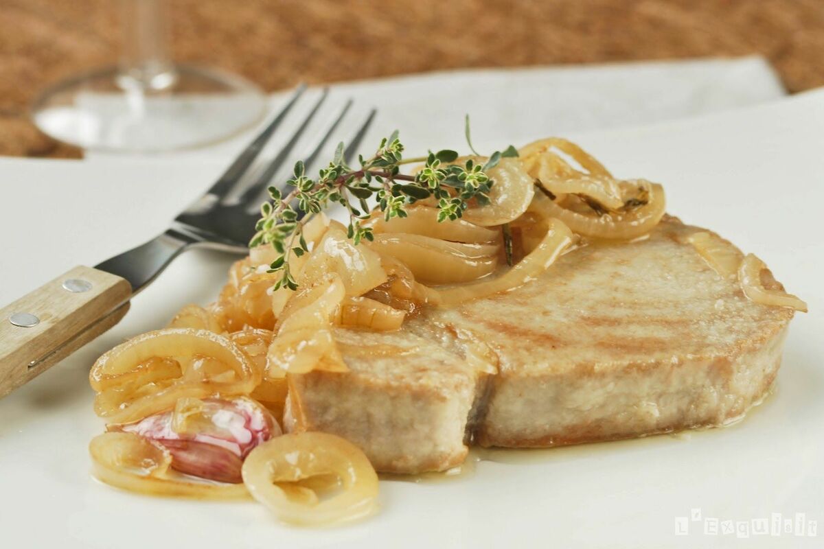 Atún en escabeche