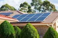 El crecimiento de la energía solar en Europa se frena en 2025 tras una década de récords
