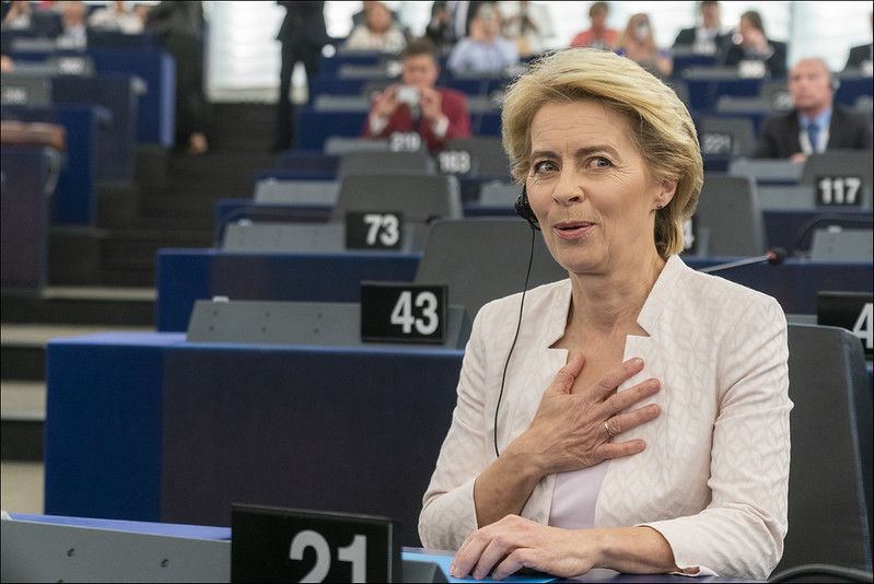 La Comisión Europea pretende blindar la identidad de los negociadores en la compra de Vacunas Covid-19