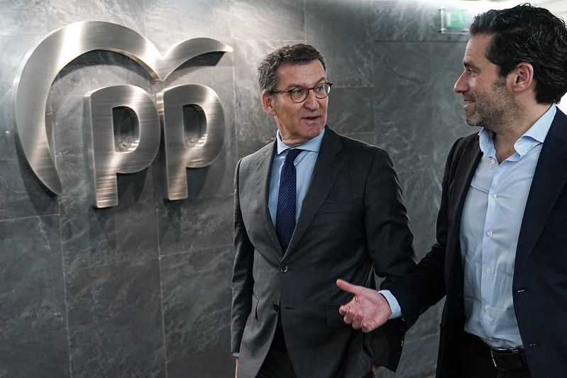 Feijóo, bajo el radar de la transparencia, oculta ingresos del PP en su declaración de bienes