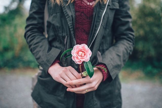 woman-1031508_640.jpg