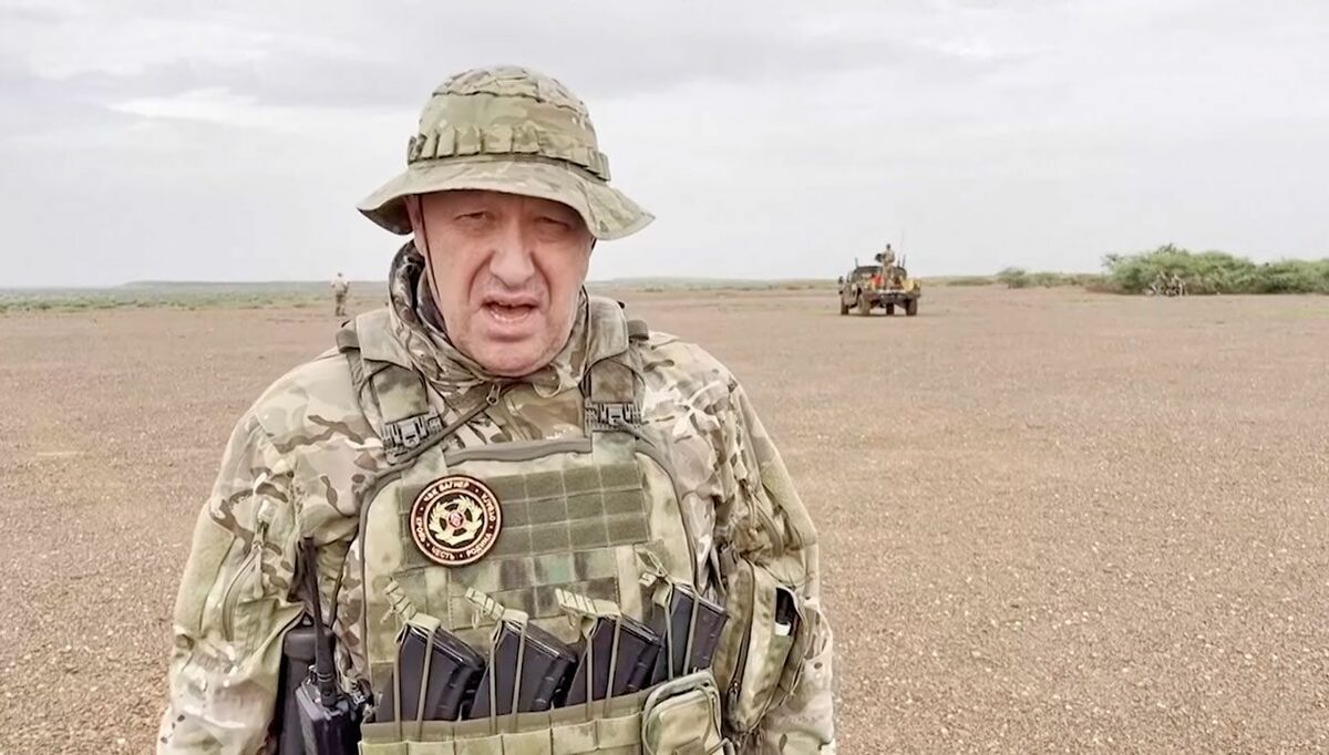 El-jefe-de-los-mercenarios-Wagner,-Yevgueni-Prigozhin,-en-un-vídeo-publicado-el-21-de-agosto-desde-un-país-en-África.