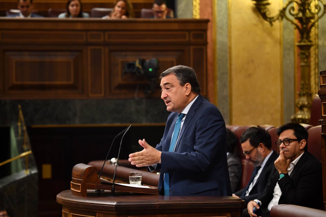 Aitor Esteban Investidura Feijóo