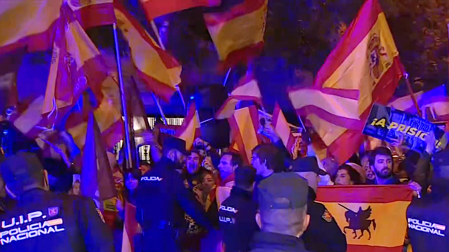 Viejas ideas, nuevos odios: la ultraderecha resurge con violencia