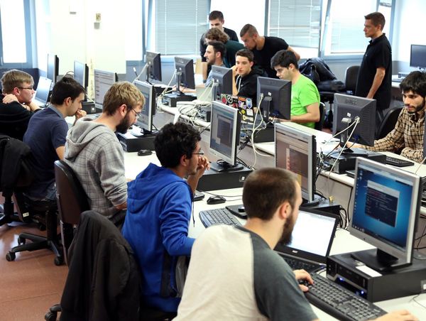 La Inspección de Trabajo regulariza a 173 estudiantes explotados como falsos becarios