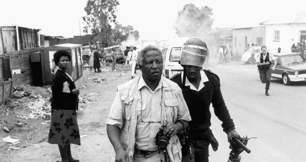 e1-peter-magubane-with-camera-786x416-1