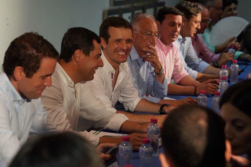 Amat, Bonilla, Hernando