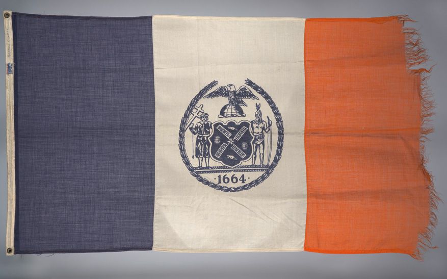 Bandera de la Ciudad de Nueva York (1970-1977), Bertram Kalisch. Colección Museo de Ámsterdam