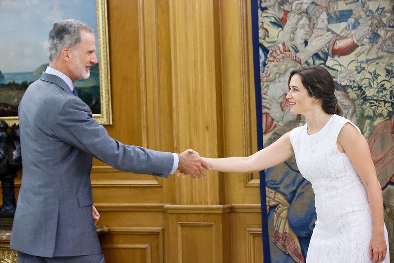 Ayuso Felipe VI