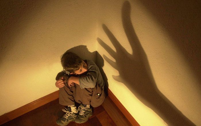 foto maltrato infantil