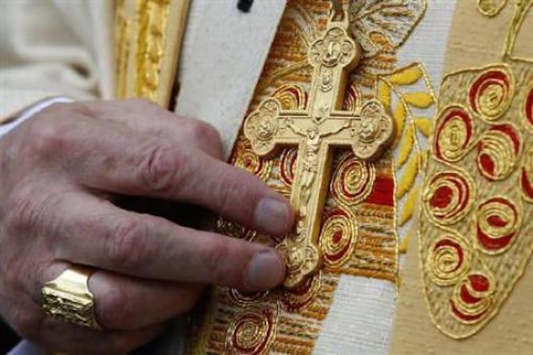 Privilegios e impunidad histórica de la religión católica en España