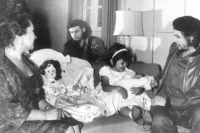 CHE GUEVARA Y LOS  NIÑOS