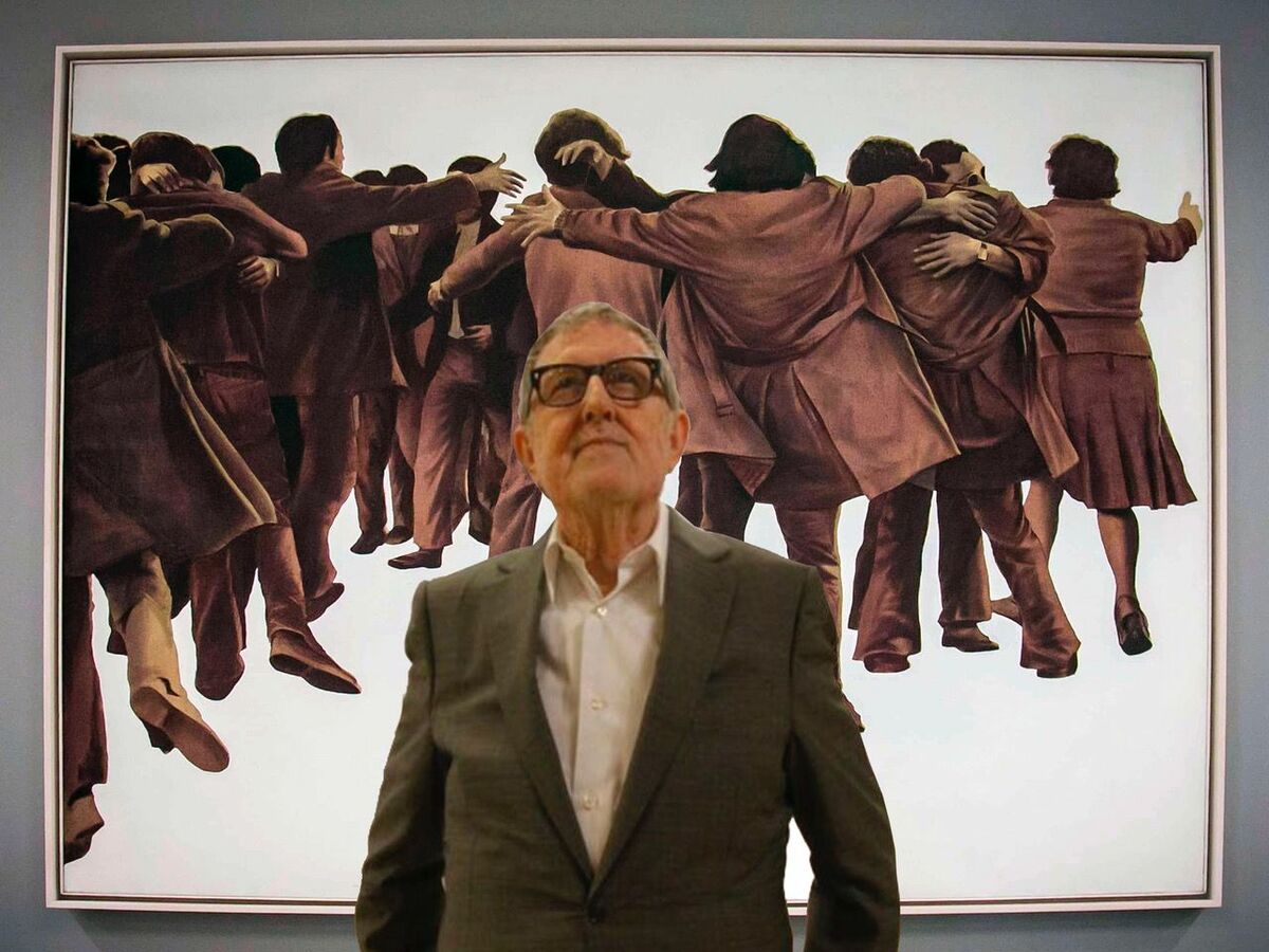 El abrazo de Juan Genovés, foto Agustín Millán